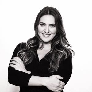 Meet your Posher, Mia